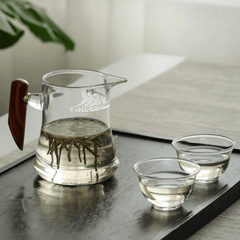 Borosilicate Glass Crescent Filter Cup with Wooden Handle(360ml)