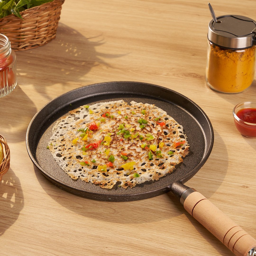 Cast Iron Non-Stick Tawa with Wooden Handle (23 cm)