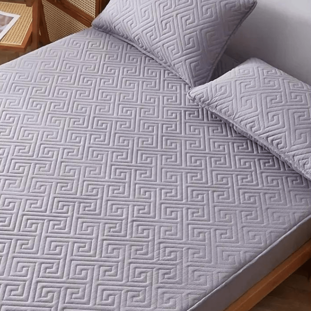 Feather Touch Quilted Bed Sheets With 2-Pillow Covers (Grey)
