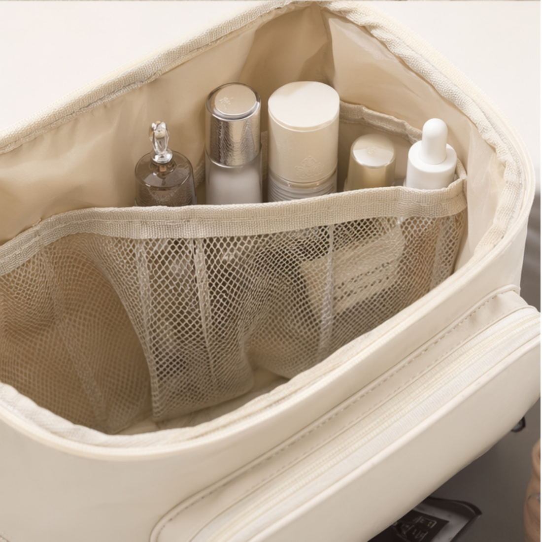 Double Layer Makeup Organizer Case With Multiple Compartments