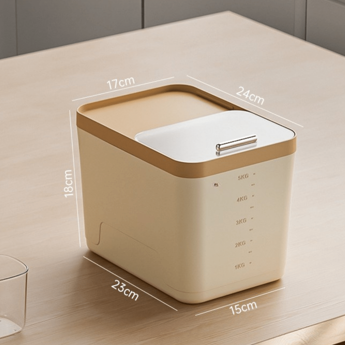 Durable Plastic Dry Food Storage Container with Push-Pull Lid