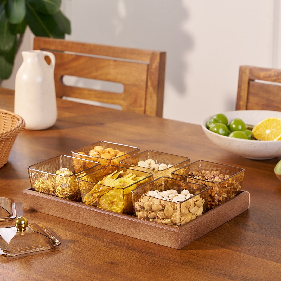 Crystal Clear Snack Plate Organizer
