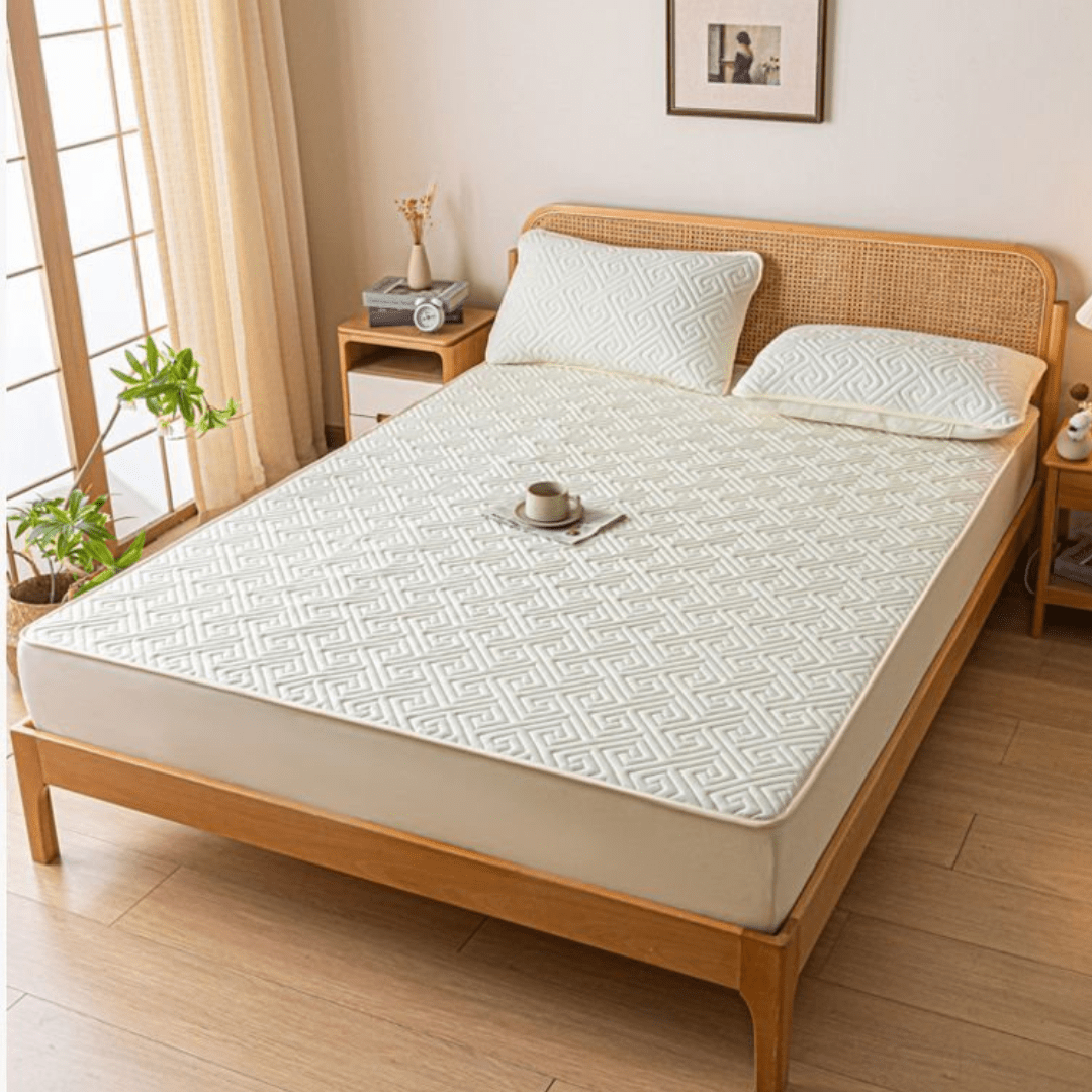 Feather Touch Quilted Bed Sheets With 2-Pillow Covers (Off-White)