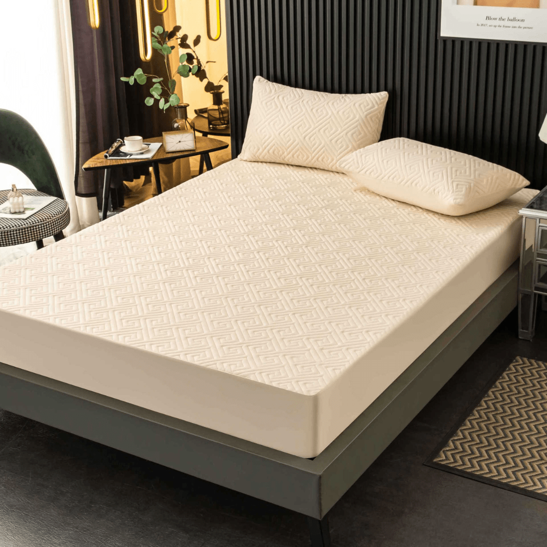 Feather Touch Quilted Bed Sheets With 2-Pillow Covers
