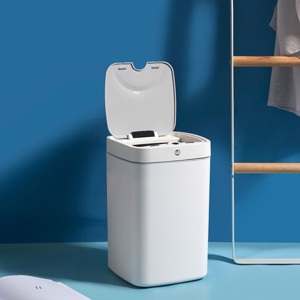 Automatic Smart Dustbin Touchless Trash Can (18L)