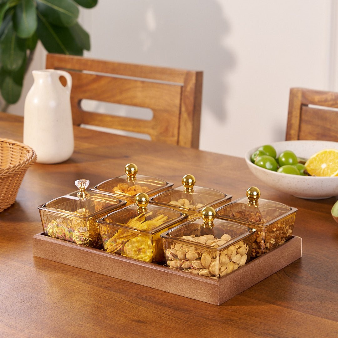 Crystal Clear Snack Plate Organizer
