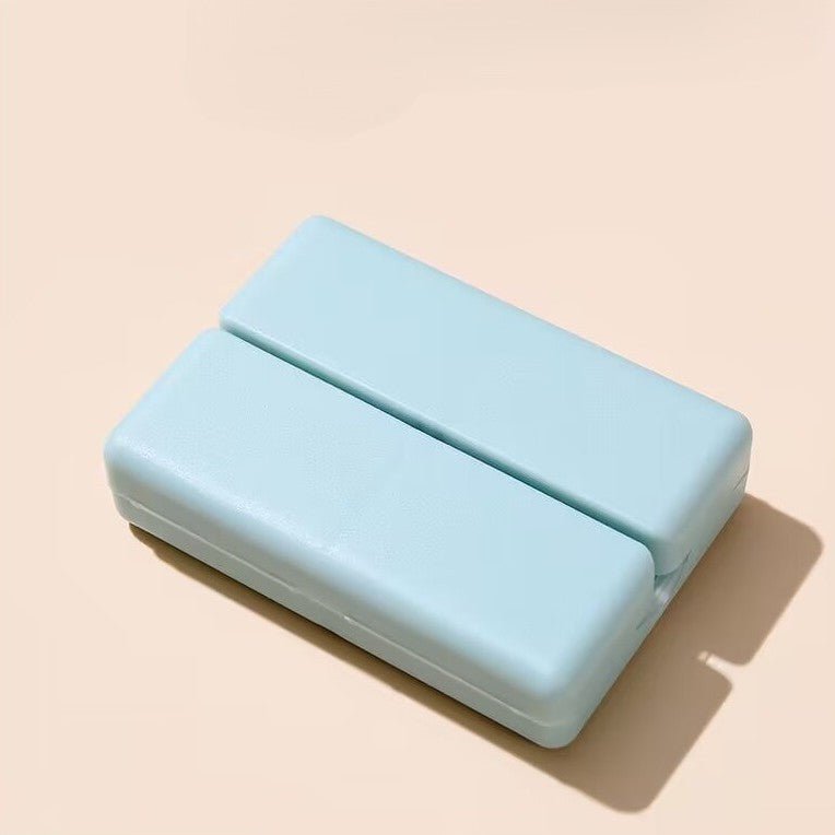 Folding Magnetic Compact Weekly Pill Organizer Box(Blue)