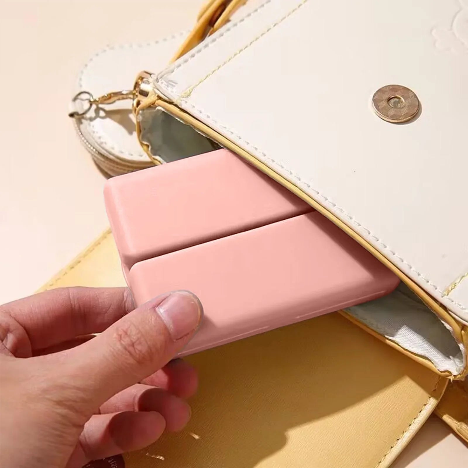 Folding Magnetic Compact Weekly Pill Organizer Box(Pink)